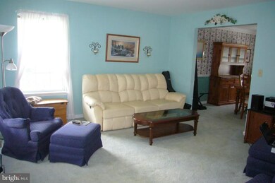 3331 Yorkshire Ct, Adamstown, MD 21710 - photo 6