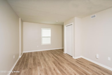 019-photo-living-room-12723858