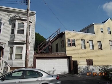 478 Washington Ave, Albany, NY 12203 - photo 2