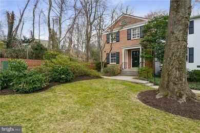 3561 Hamlet Place, Chevy Chase, MD 20815 - photo 2