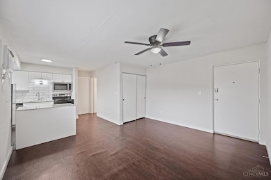 Flats at Montgomery, Cincinnati, OH 45213 - photo 3