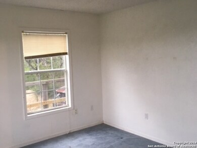 19936 Scenic Loop Rd, Helotes, TX 78023 - photo 4