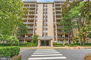 3100 S Manchester St unit 827, Falls Church, VA 22044 - photo 3