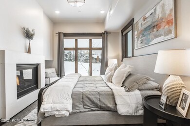 Master Bedroom -1