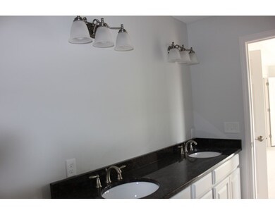 16 Kingsberry Way, Easthampton, MA 01027 - photo 4