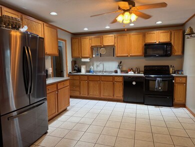 125 Cleveland Cir, Granville, IL 61326 - photo 5