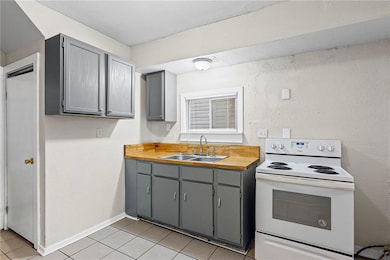 2519 Montgall Ave, Kansas City, MO 64127 - photo 5