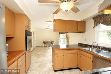 3904 York Ln, Bowie, MD 20715 - photo 5