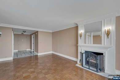 The Colony unit 23C, Fort Lee, NJ 07024 - photo 6