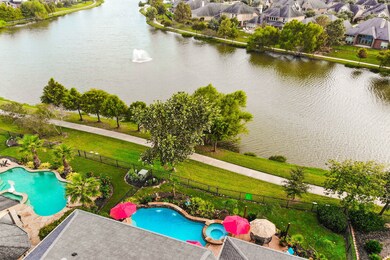 27315 Liberty Heights Ln, Fulshear, TX 77441 - photo 2