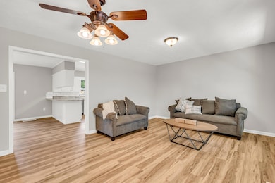 127 E Cherry St, Columbus, MS 39702 - photo 4