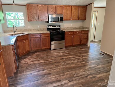 1245 Suncrest Ave, Statesville, NC 28677 - photo 5