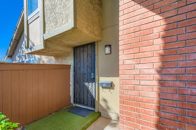 10617 Escobar Dr unit 4, San Diego, CA 92124 - photo 4