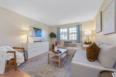 4 Colonial Village Dr unit 8, Arlington, MA 02474 - photo 7