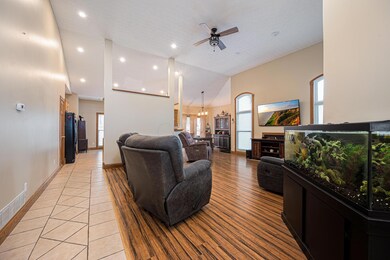 326 Chatham Rd, Circleville, OH 43113 - photo 7