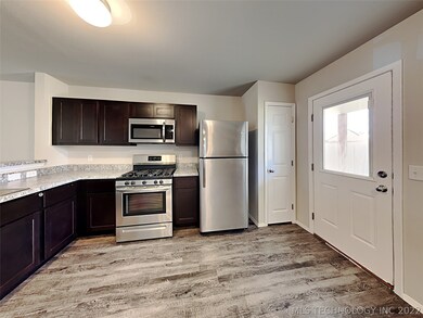 2914 E Pittsburg St, Broken Arrow, OK 74014 - photo 7