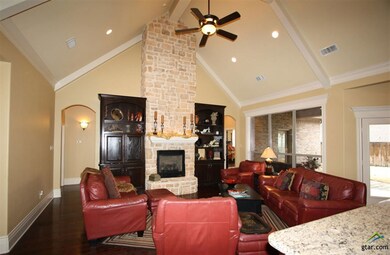 8422 Castleton Way, Tyler, TX 75703 - photo 7