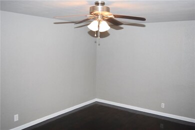 19 E Park Dr, Shawnee, OK 74801 - photo 5