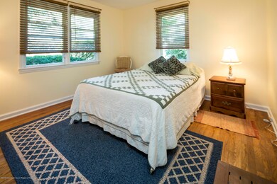 15_Bedroom-8