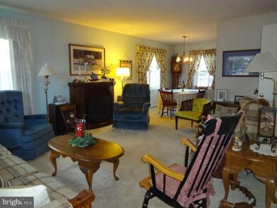 2413 Scotland Rd, Chambersburg, PA 17201 - photo 5