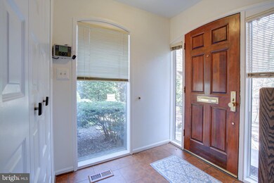 10815 Deborah Dr, Potomac, MD 20854 - photo 7