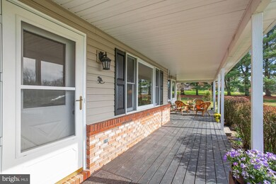 329 Kingston Cir, Sykesville, MD 21784 - photo 5