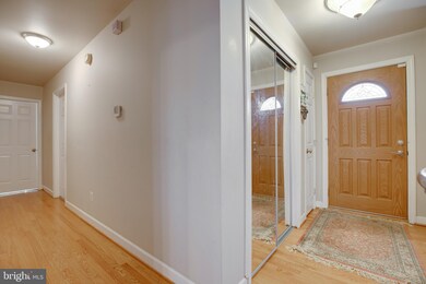 1001 Country Club Dr NE, Vienna, VA 22180 - photo 6