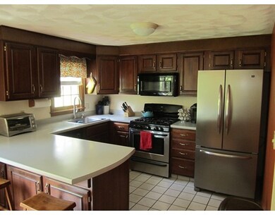 893 Wellman Ave unit 510, North Chelmsford, MA 01863 - photo 5