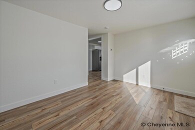 1012 E 8th St, Cheyenne, WY 82007 - photo 5