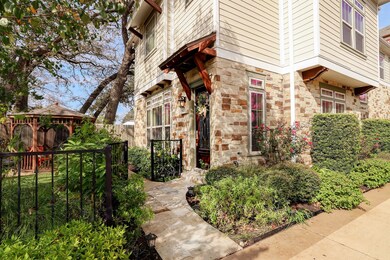 922 Fisher St unit F, Houston, TX 77018 - photo 3