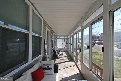 334 N Oakland Ave, Runnemede, NJ 08078 - photo 4