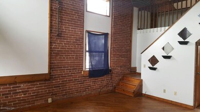 633 Mckinley St unit 201, Hazleton, PA 18201 - photo 6