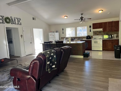 229 S Hillcrest Dr unit S, Goldsboro, NC 27534 - photo 6