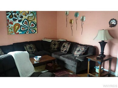 111 E Felton St, North Tonawanda, NY 14120 - photo 3