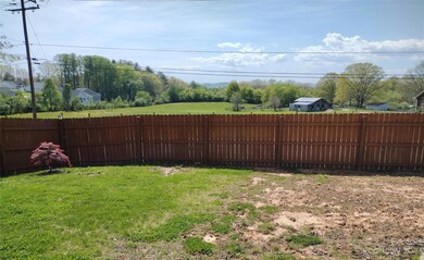 1416 N Allen Rd, Hendersonville, NC 28792 - photo 6