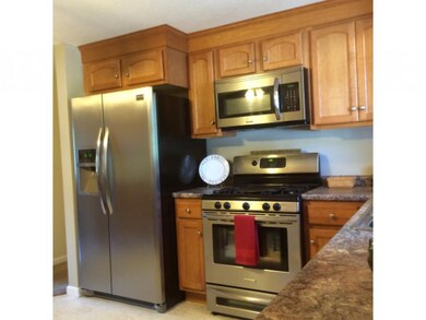 7 Miami St unit UB, Nashua, NH 03064 - photo 3