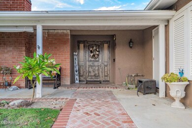 761 Lyons Ct, Simi Valley, CA 93065 - photo 7