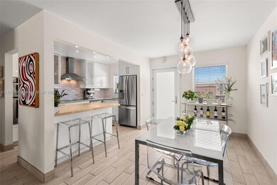 1519 Drexel Ave unit 402, Miami Beach, FL 33139 - photo 6