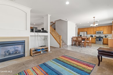 37707 Tamarind Ct, Palmdale, CA 93551 - photo 7