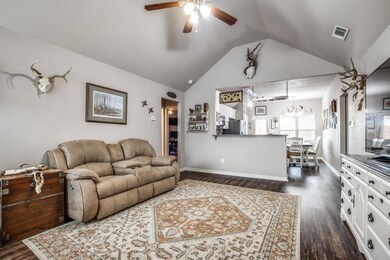 3005 S Cardinal St, Ennis, TX 75119 - photo 3