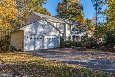 22942 Wintergreen Ln, California, MD 20619 - photo 3