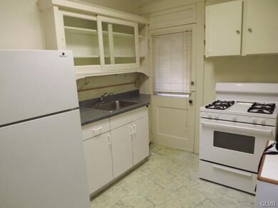 719 5th Ave unit 2, Bethlehem, PA 18018 - photo 2