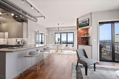 168 6th St E unit 2702, Saint Paul, MN 55101 - photo 2