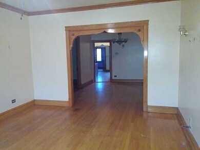 5328 W Parker Ave, Chicago, IL 60639 - photo 2