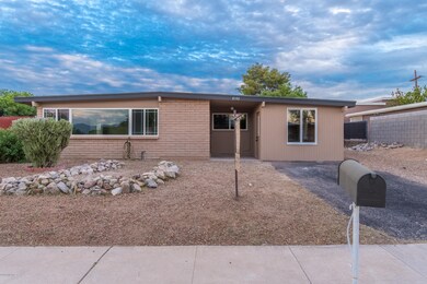 8140 E Victoria Dr, Tucson, AZ 85730 - photo 2