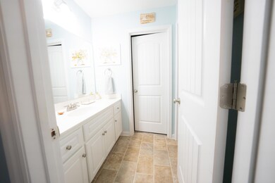 Owners Bath