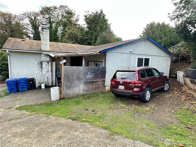 6325 Eddy Ct S, Seattle, WA 98118 - photo 3