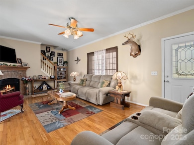 70 Pierce Elders Rd, Whittier, NC 28789 - photo 4