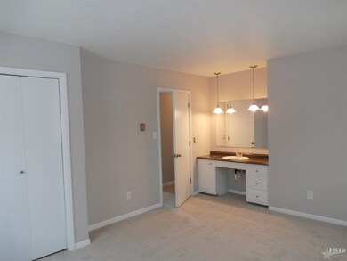 2916 Shalimar Cir, Fort Wayne, IN 46808 - photo 4