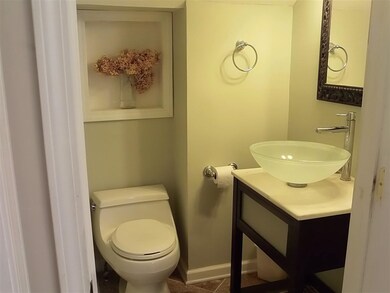 17 Van Dorn St, Saratoga Springs, NY 12866 - photo 7